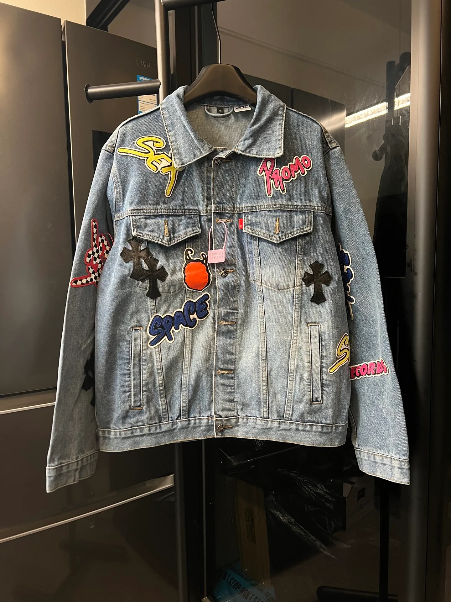 P350 [next day] Chrome Heart/Chrome Heart 26FW multi-element anime little devil denim jacket (blue) Size: 46 48 50 52 (s-xl corresponding) Detailed sizes can be found in Figure 9